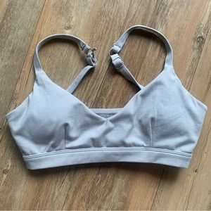 Vitality V-neck Sports Bra - XS - Champagne Gray
